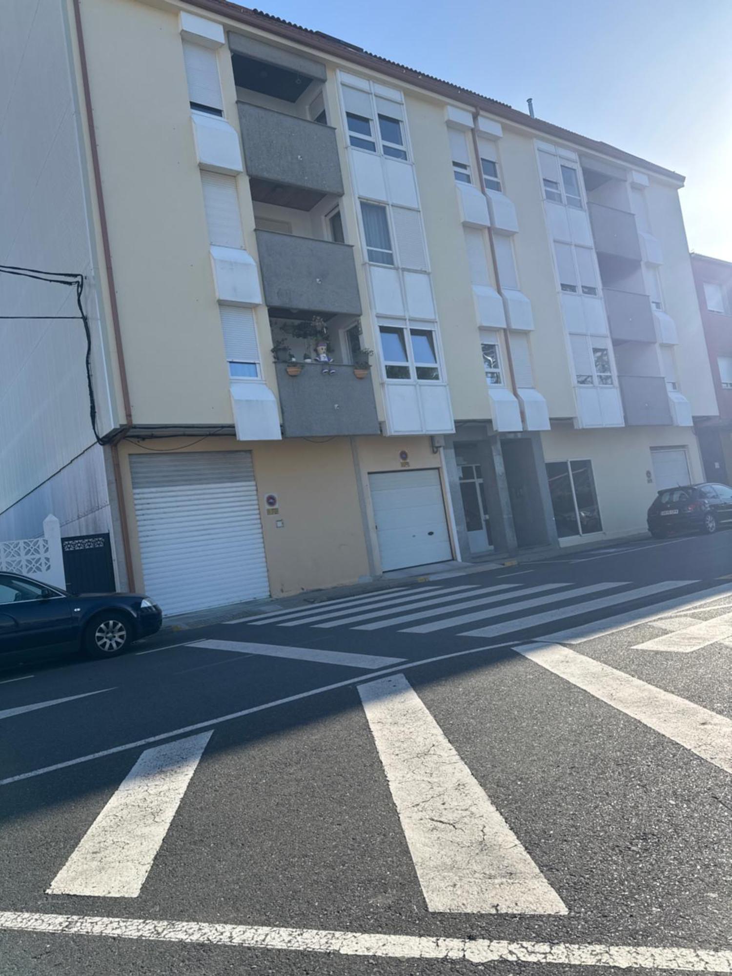 Edificio Los Naranjos Serra De Outes Exteriör bild
